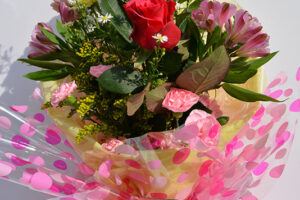 handtied-flowers-1c